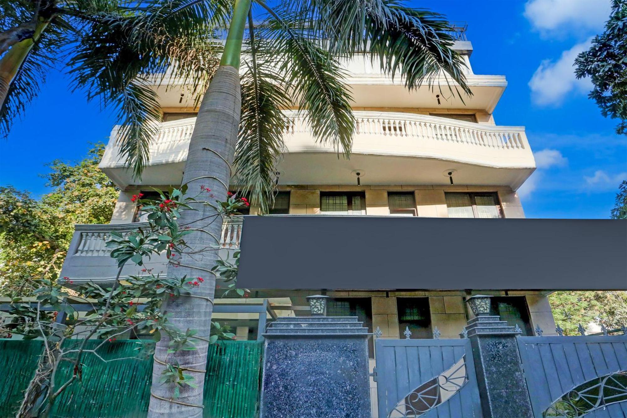 Super Townhouse Sushant Lok Phase 1 Formerly Hotel Neven Gurgaon Exterior foto